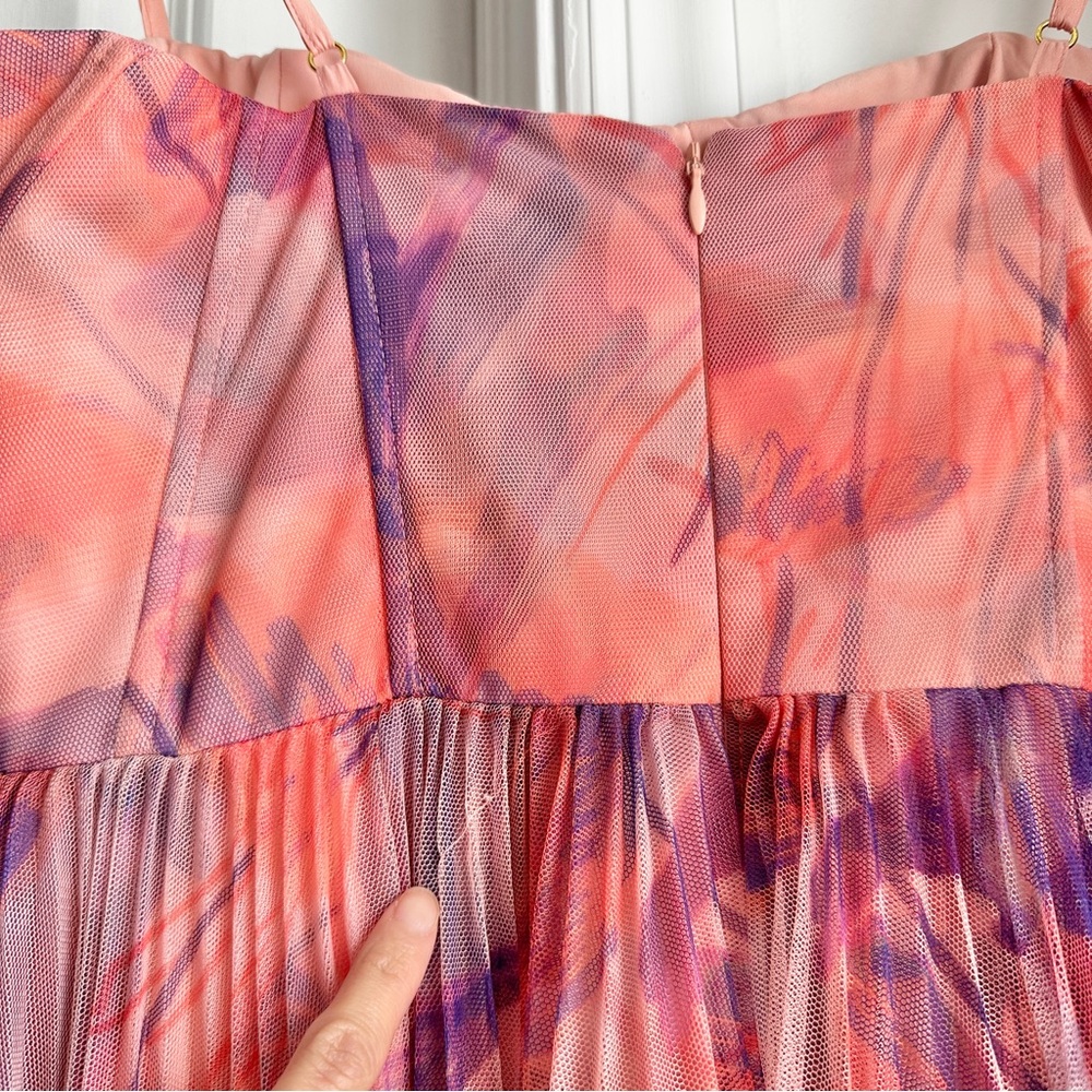 Hutch Amara Pleated Bustier Sweetheart Midi Dress - Picture 11 of 13